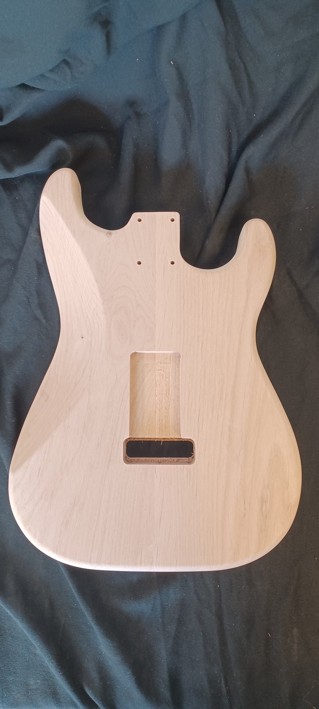 LEFTY Alder Strat Body