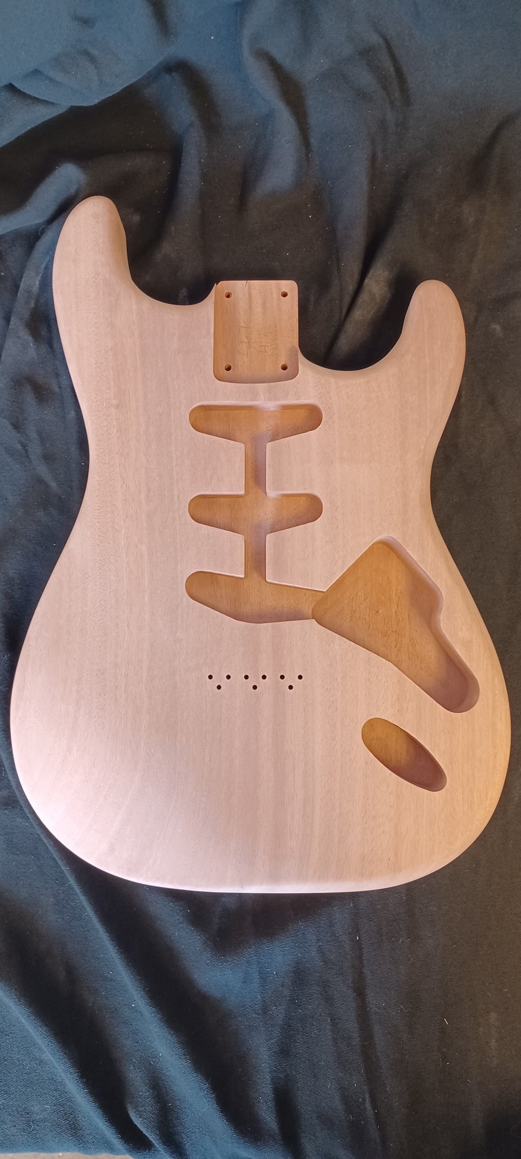1PC Mahogany Strat Body