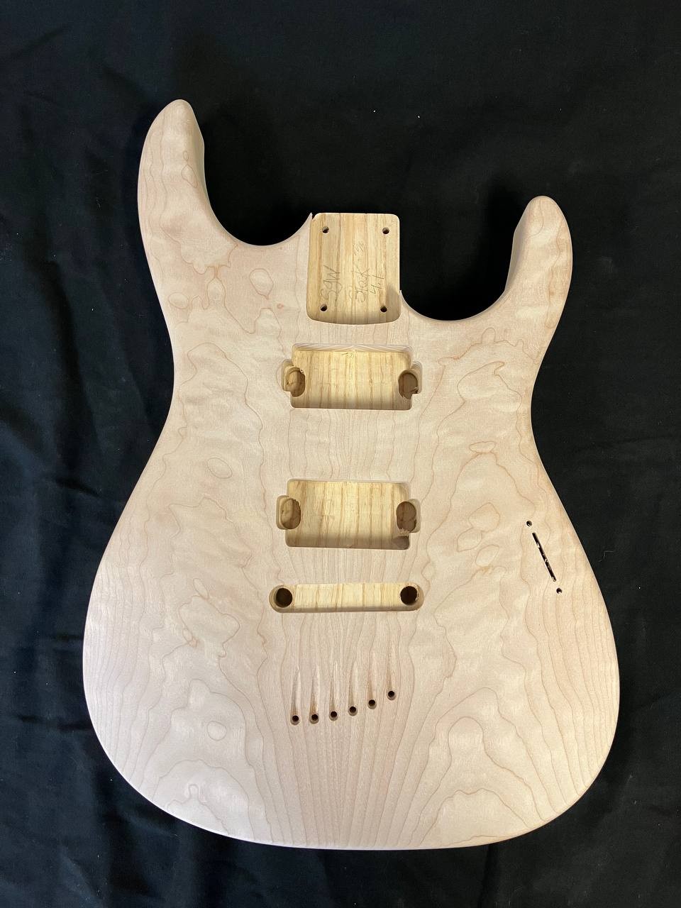 Swamp Ash/Quilted Maple 24 Fret Dinky Strat Body