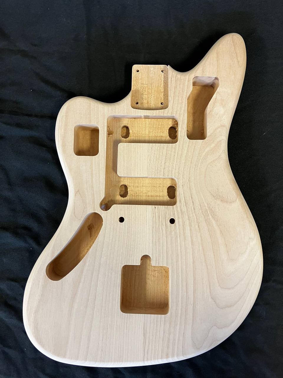 LEFTY Alder Jaguar Body