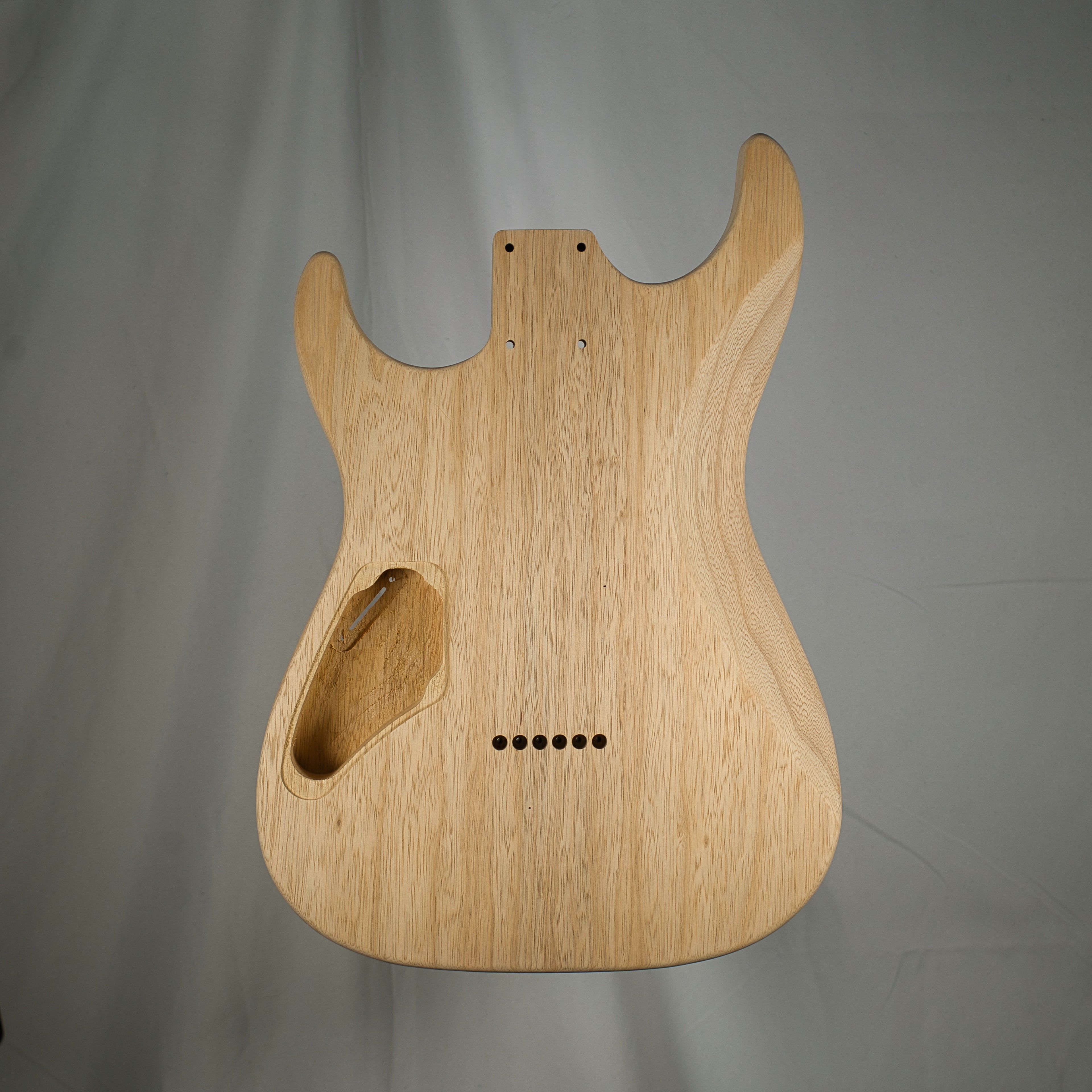 White LImba (Korina) Dinky Strat Guitar Body