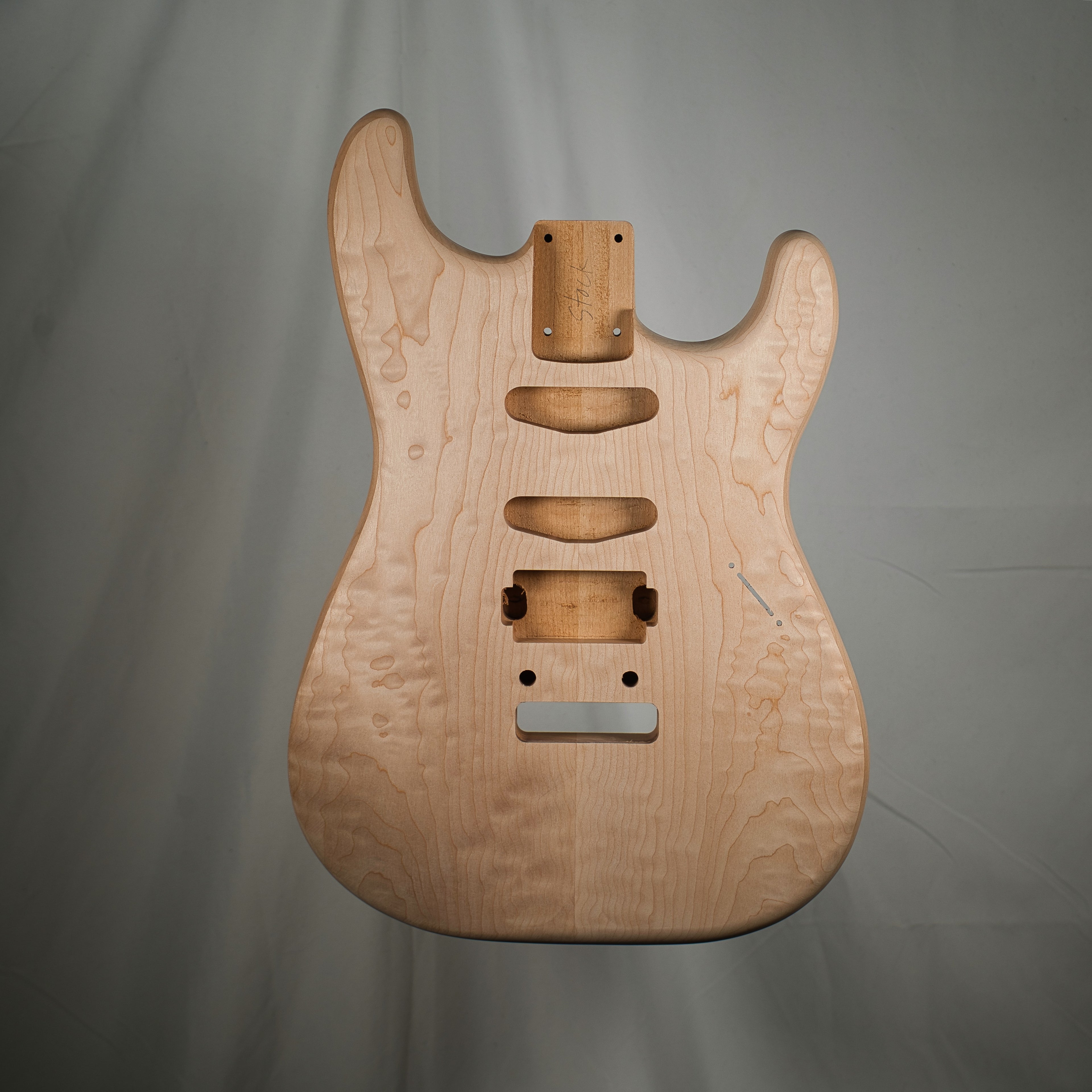 Alder/Maple Strat Guitar Body Bonus Quilt