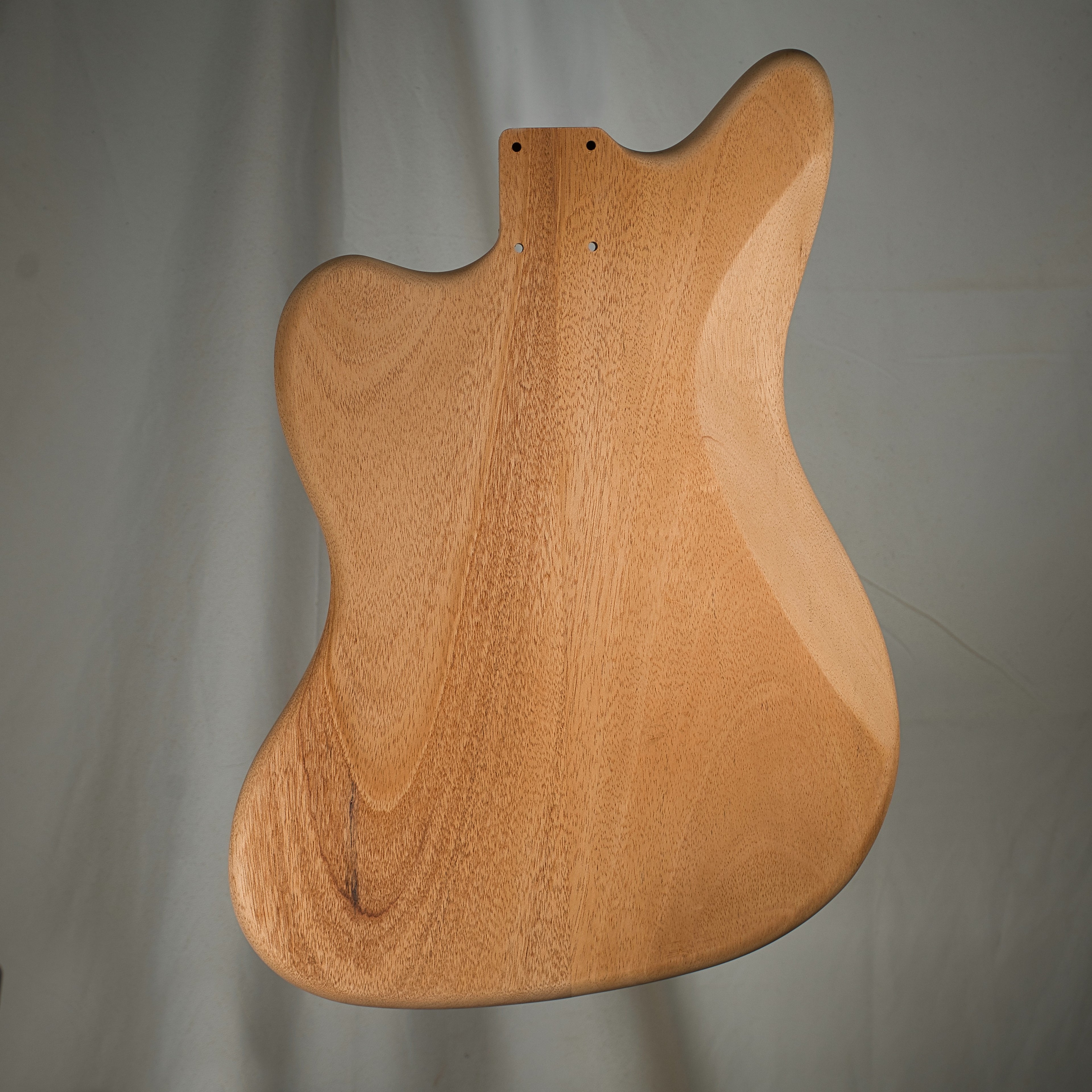 1PC Mahogany/Quilt Maple Top Jazzmaster Guitar Body