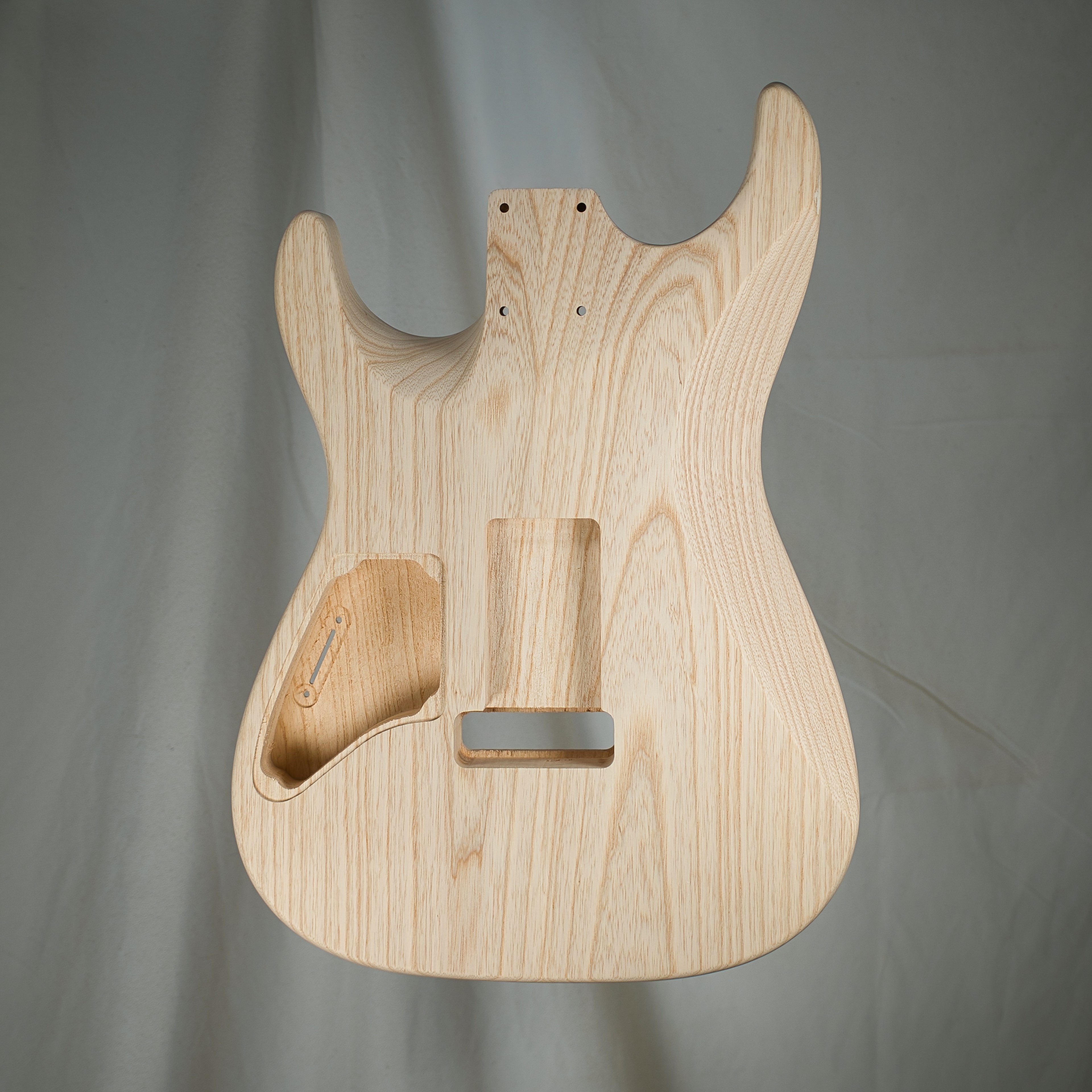 Swamp Ash Carved Top Dinky Strat