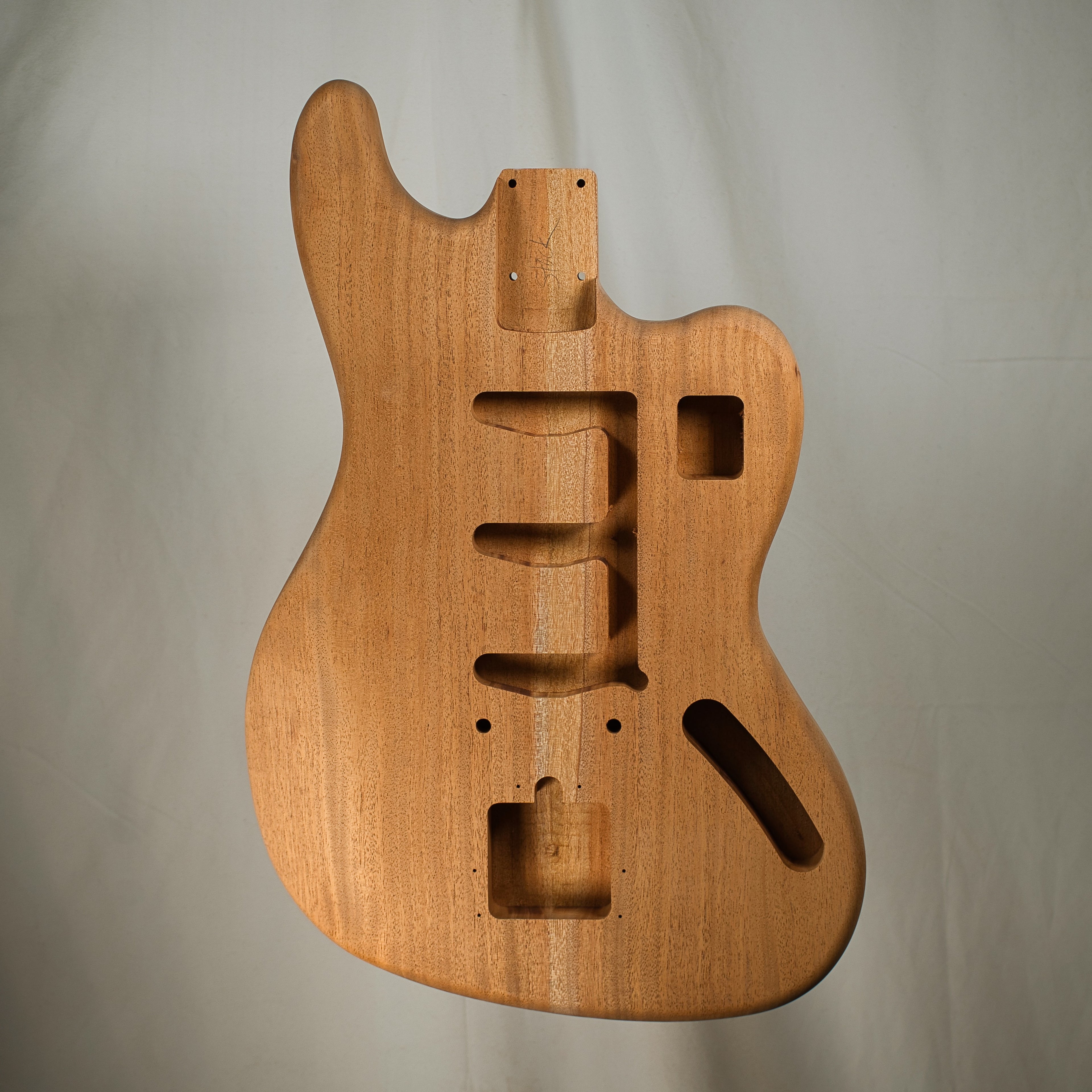 1PC Mahogany Bass VI Guitar Body